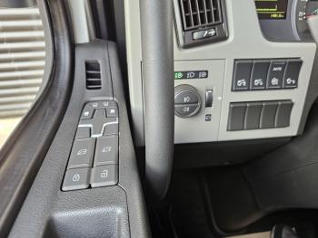 Volvo FM 460 6x2/4 / LIFT - STEER AXLE / DEMO / NEW / 1479 km!